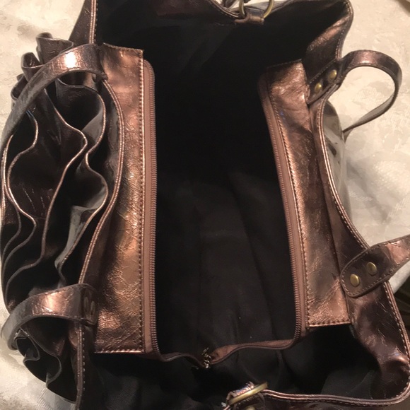 Bronze Patent Leather Purse - Picture 4 of 4